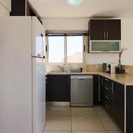Seaside Luxury Flat Perivolia
