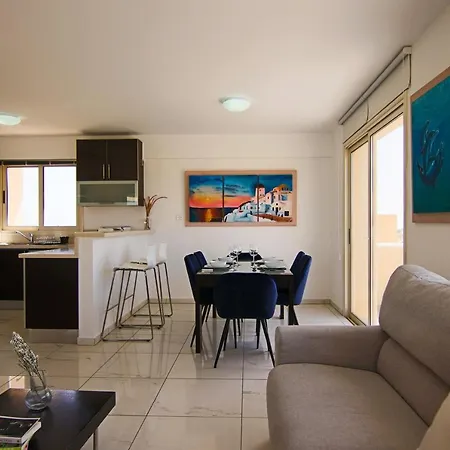 Seaside Luxury Flat *