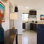 Seaside Luxury Flat Perivolia